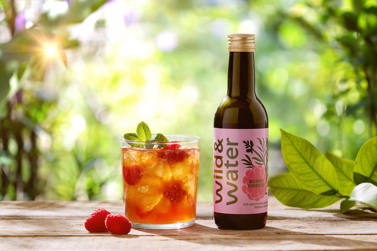 4 Flaschen Wild&Water Berry Breeze: Honeybusch, Hibiskus & Himbeere