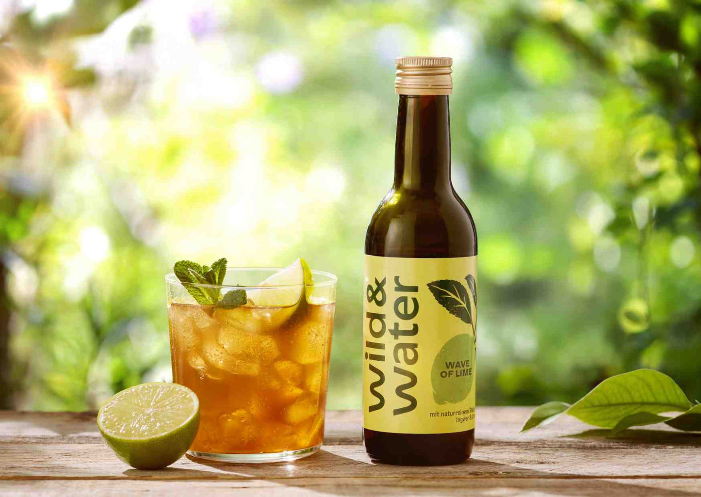 4 Flaschen Wild&Water Wave of Lime: Schwarzer Tee, Ingwer & Limette